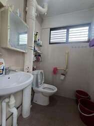 Blk 215 Bukit Batok Street 21 (Bukit Batok), HDB 4 Rooms #572750591